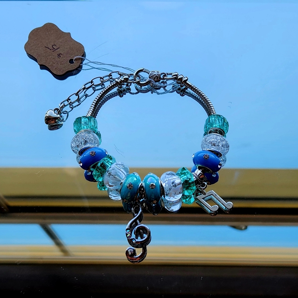 Charm bracelet